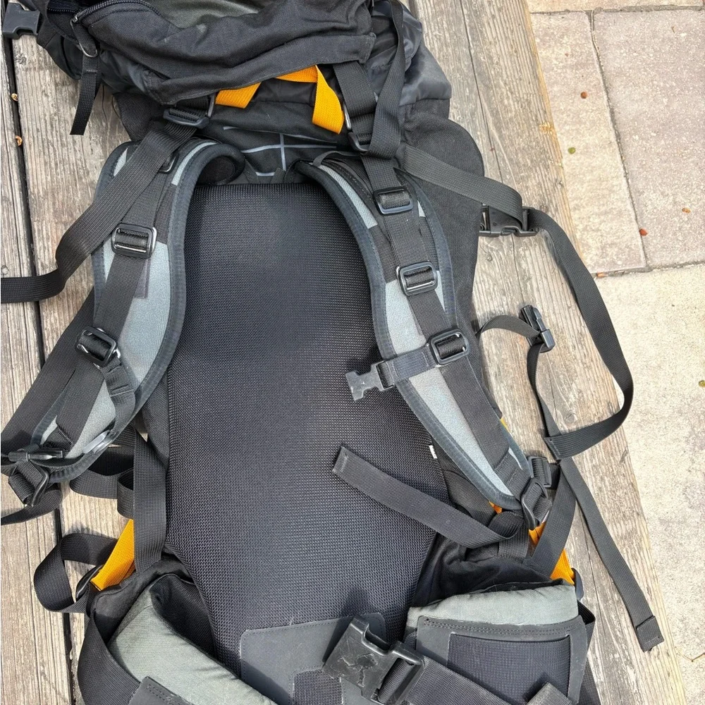 Dana Design Bomb Pack